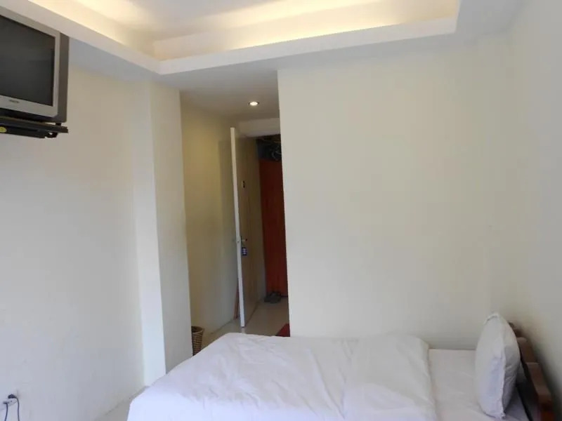 Simple Hostel