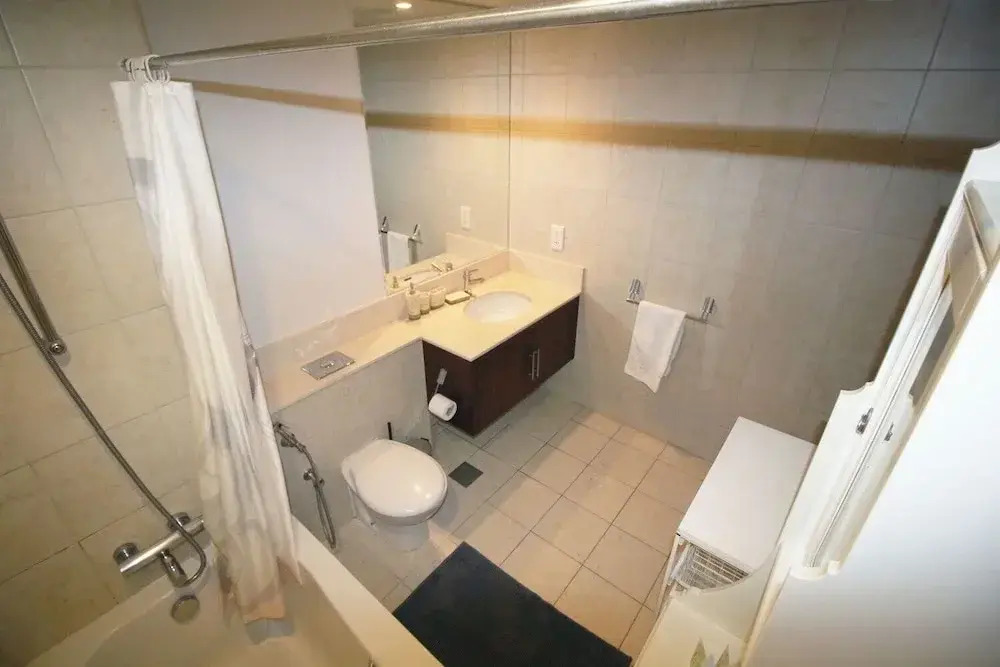 R&H Burj Residences