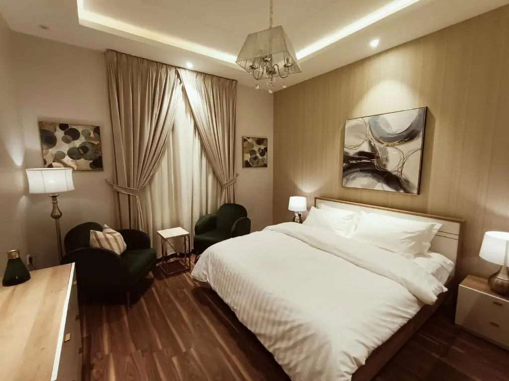 F residence, Beauty & Luxury