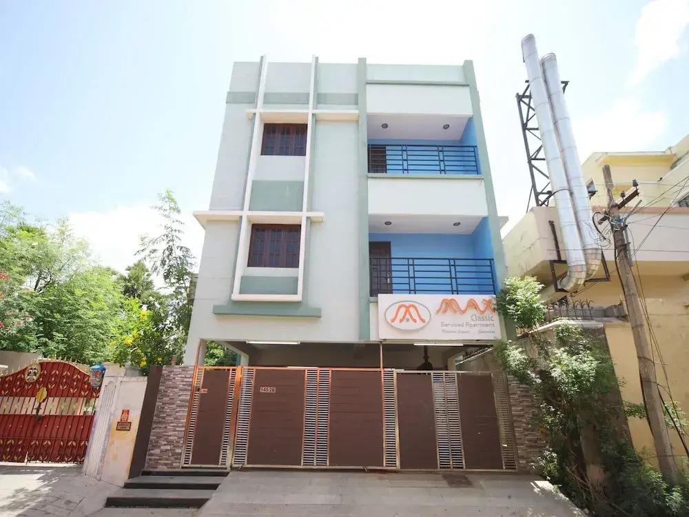 OYO 4662 Apartment Navalur