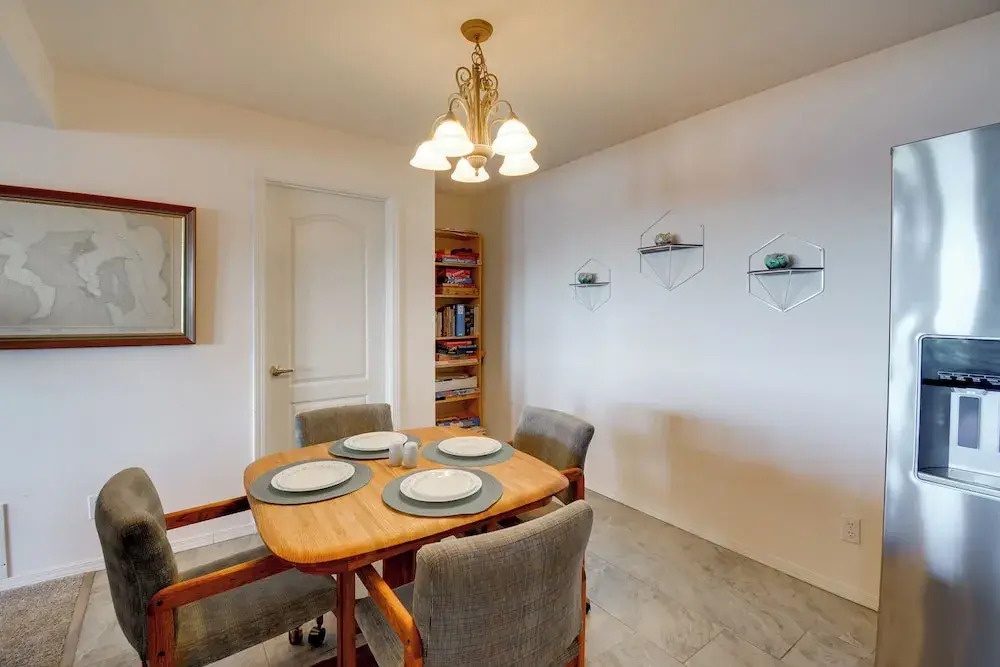 Waterfront PNW Escape w/ Deck & Beach Access!