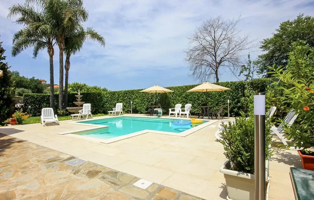 Nice Apartment in Castellabate With 2 Bedrooms and Wifi