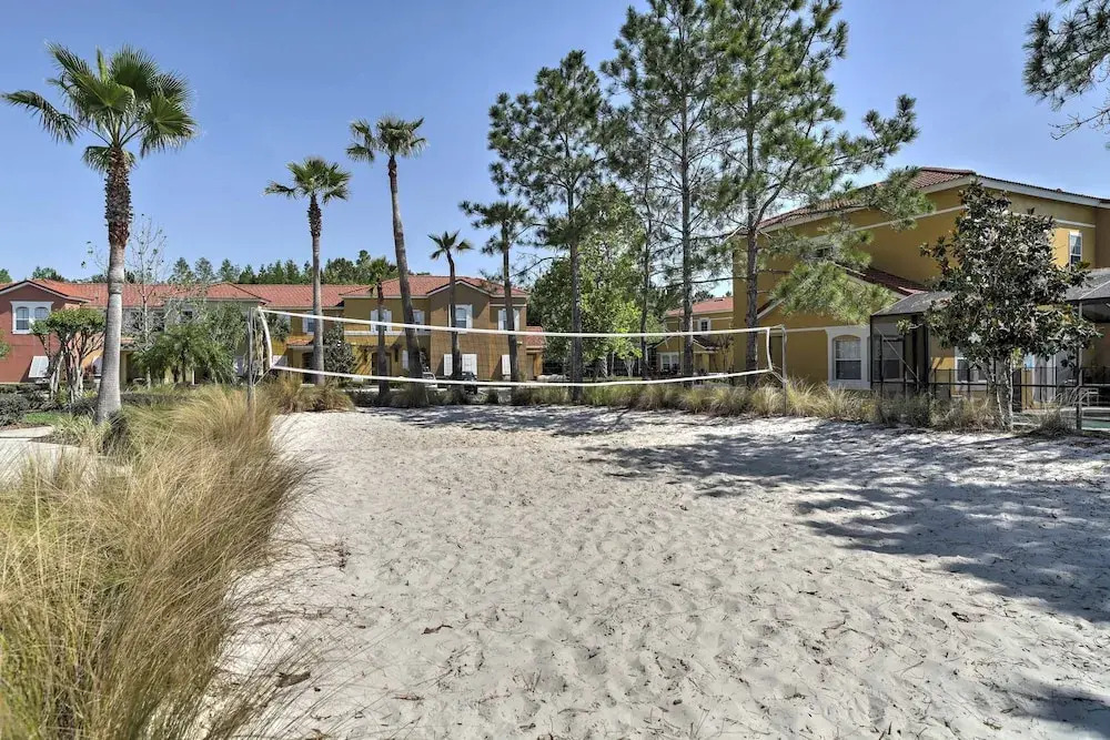 Luxe Terra Verde Villa w/ Theater: 6 Mi to Disney