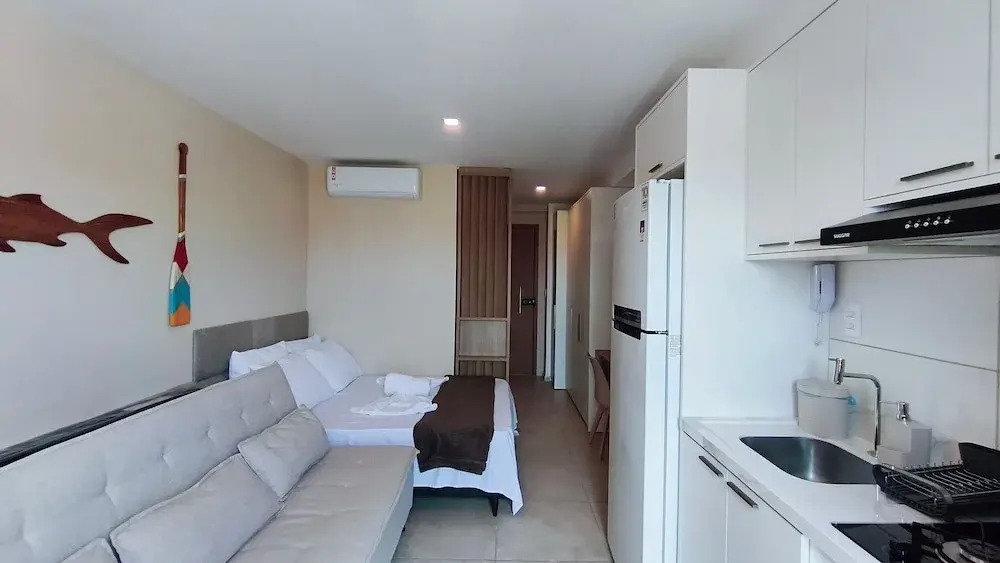 Max Carneiros Suites by CTA