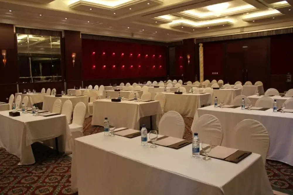 Dancenter Luxe Corniche Hotel Formerly Concorde Hotel