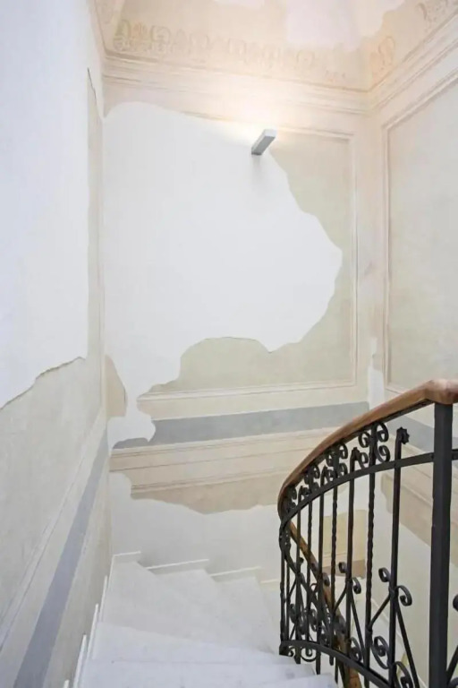 Borgoleoni 18 - Room and Breakfast