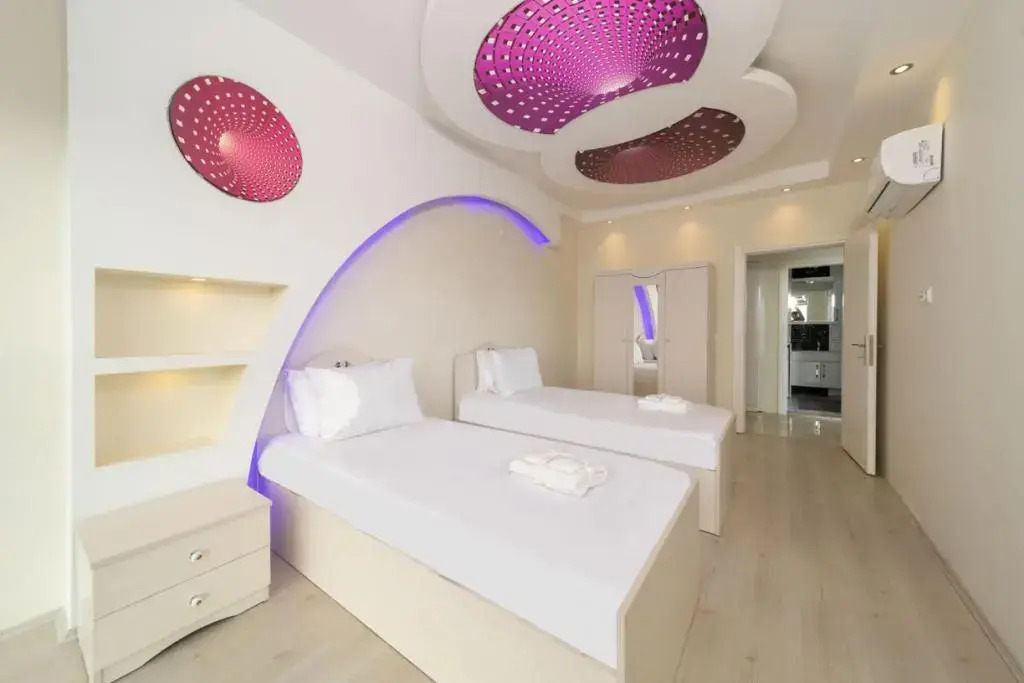 Spacious Apartment with Sea View in Alanya