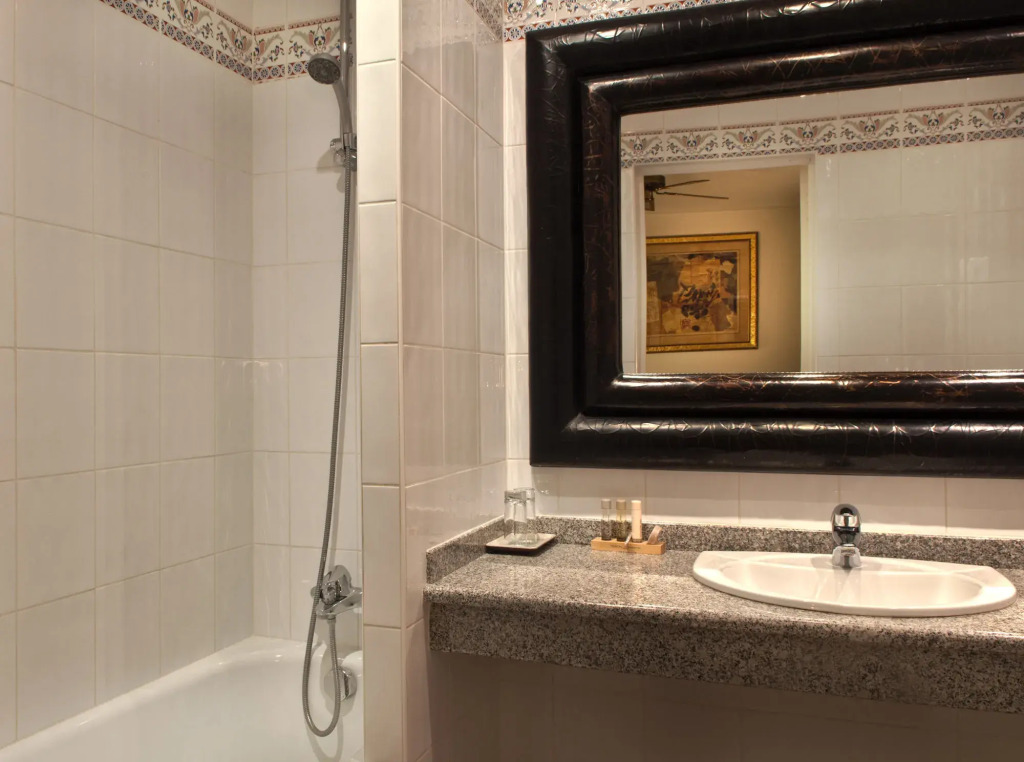 Hotel Villa Nicolo - Tour Eiffel