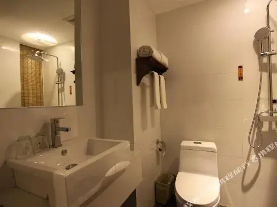 Traveler's Boutique Hotel (Xi'an Xishao Gate Airport Bus)