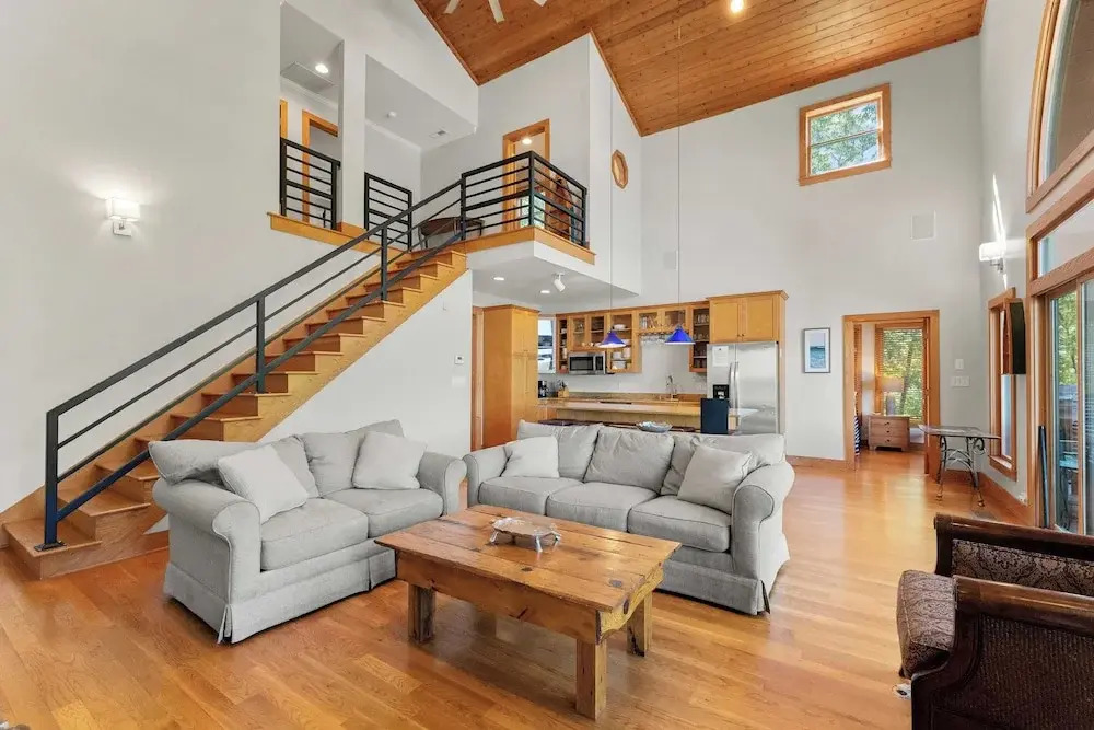 Mi Casa, Su Casa by Avantstay Lakefront Escape