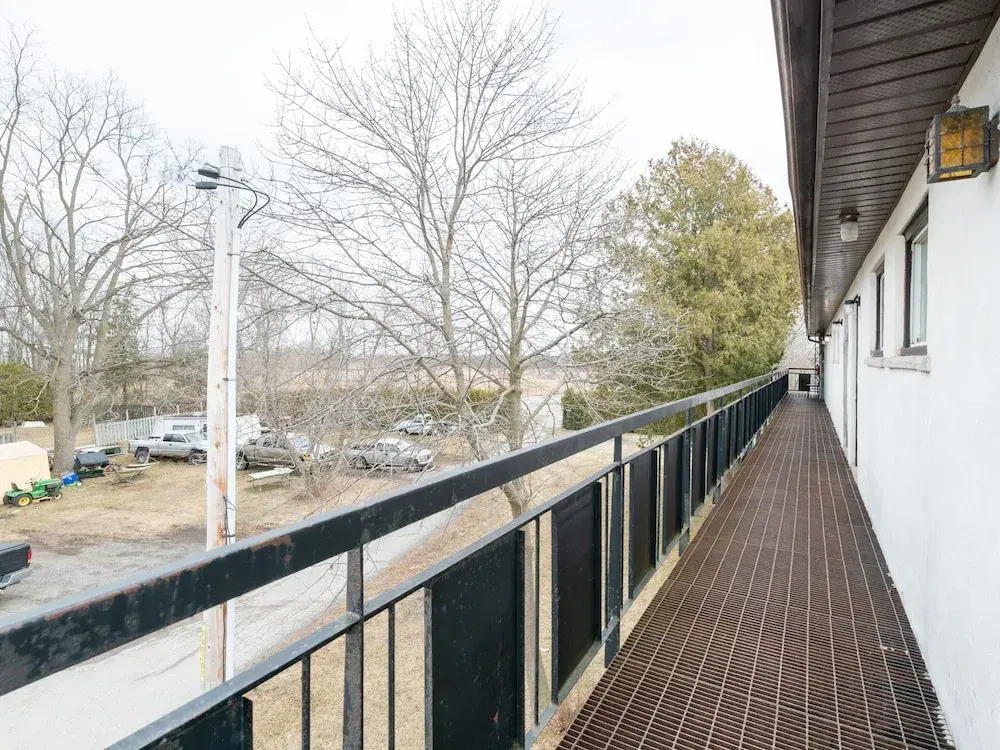 Hotel Beaverton ON - Lake Simcoe