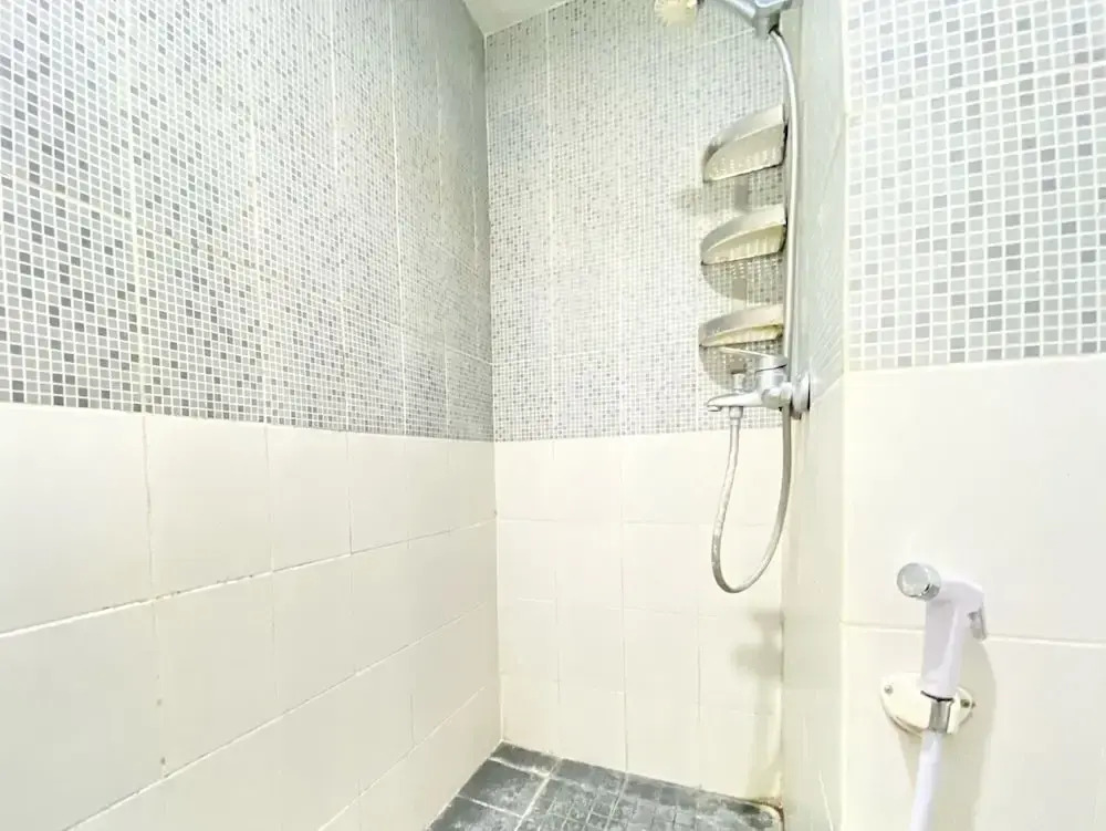 Cozy & Pleasant 2BR Apartment at The Jarrdin Cihampelas By Travelio
