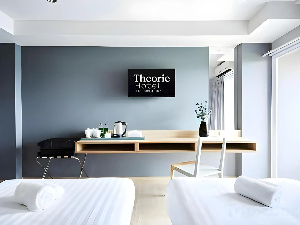 Theorie Hotel Sukhumvit 107 by SLH