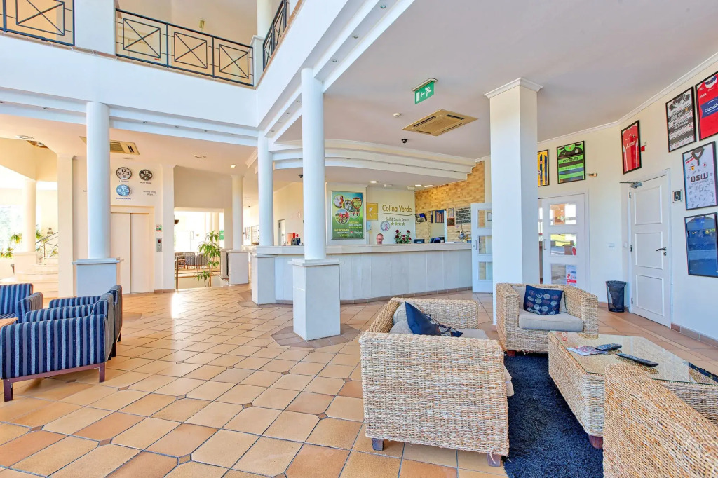 Colina Verde Resort