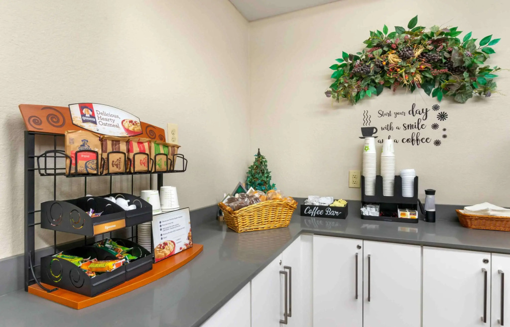 Extended Stay America Suites - Kansas City - Airport