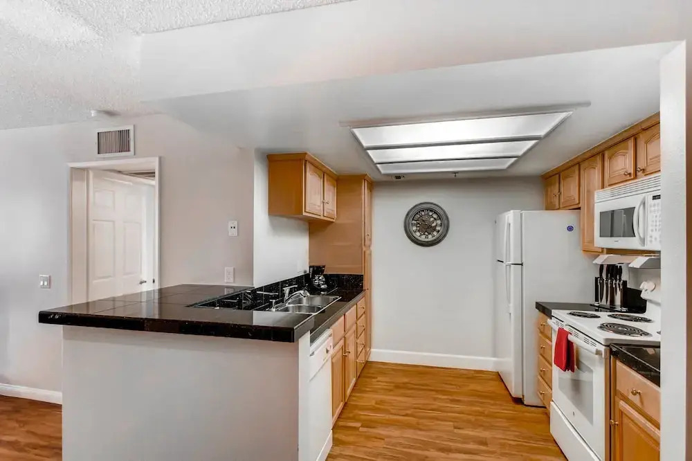Amazing 1 BR in the Heart of Gaslamp