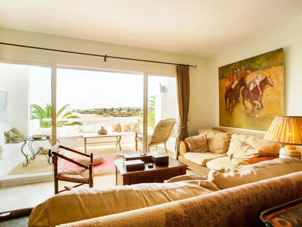 Pretty Apartment in San Roque near River