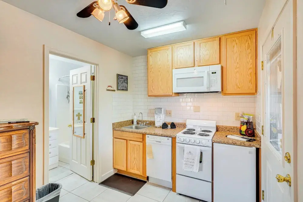 Walkable Studio w/ Patio in Tucson!