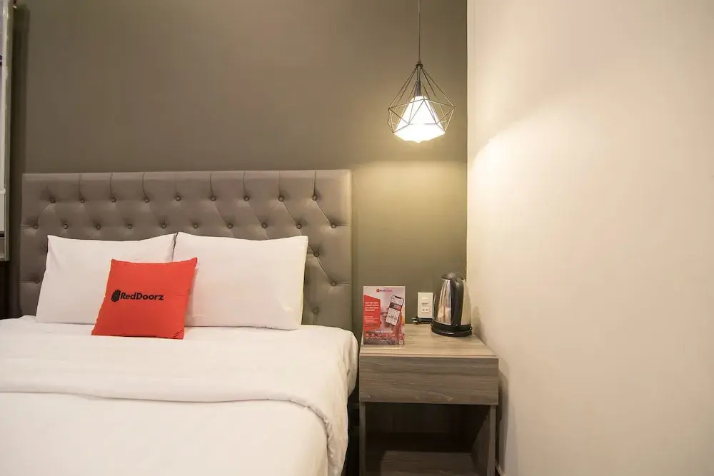 Reddoorz Plus Near Saigon Centre