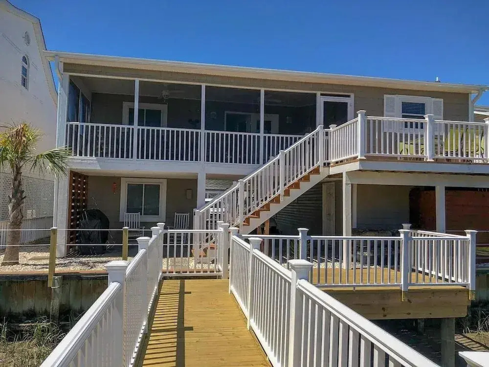 Floundering Around - 5 Br Home