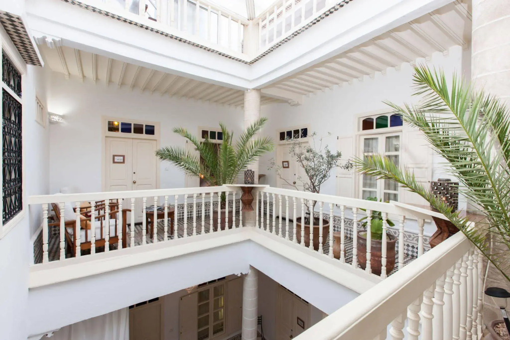 Riad Emotion