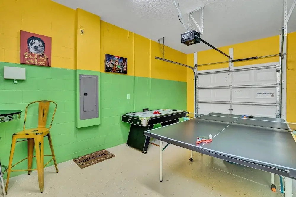 Vibrant and Lush Home, Spacious Pool Area With CDC Standards #6st440