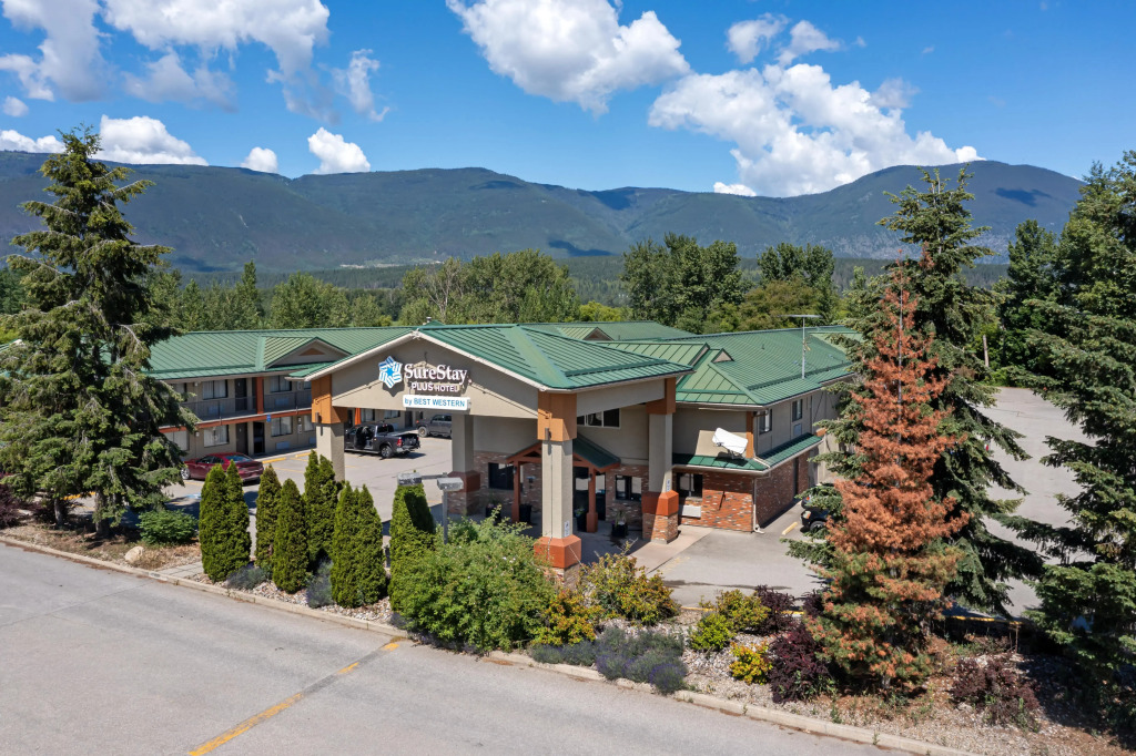SureStay Plus Hotel by Best Western Salmon Arm