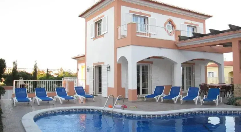 Villa Ribeiro III