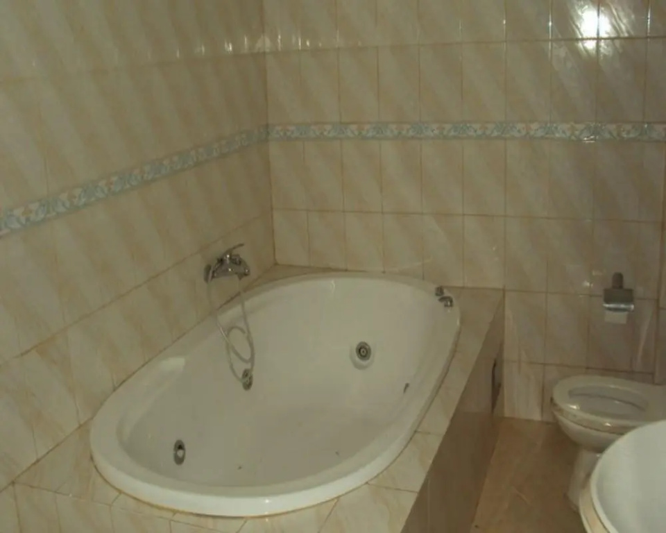 London Hotel