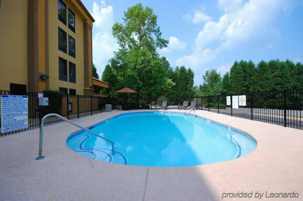 Holiday Inn Express Forsyth by IHG