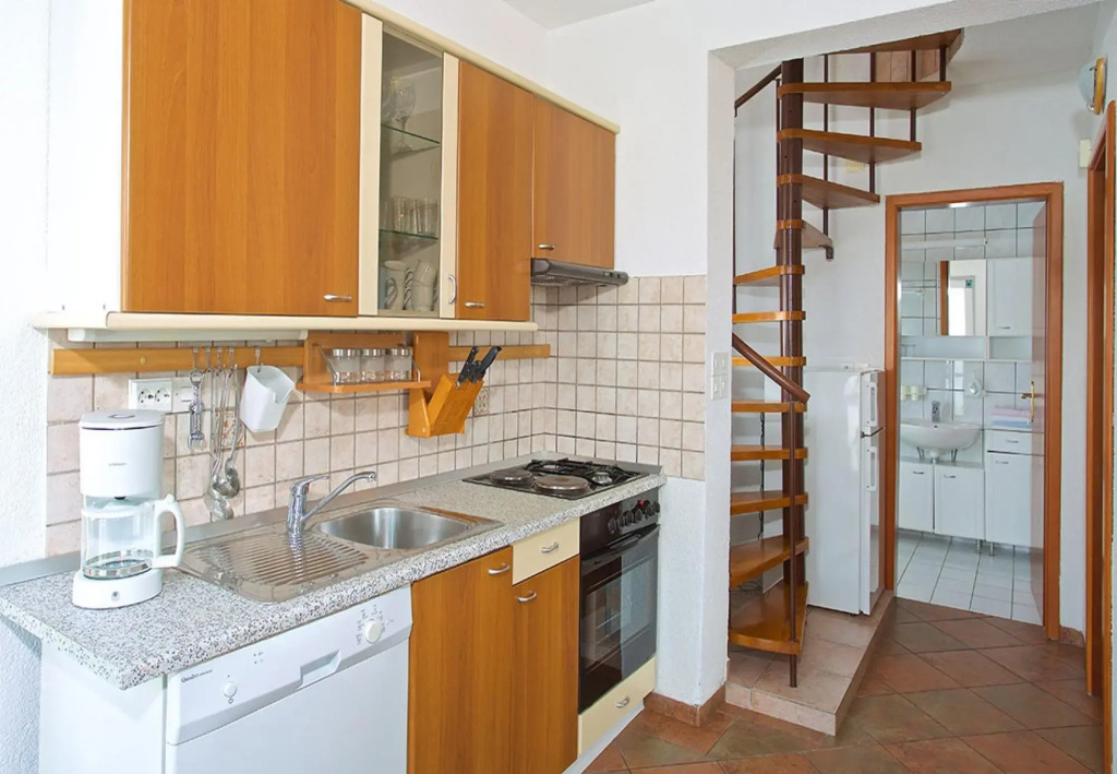 Tobo - Parking and Barbecue - A5 Kal5