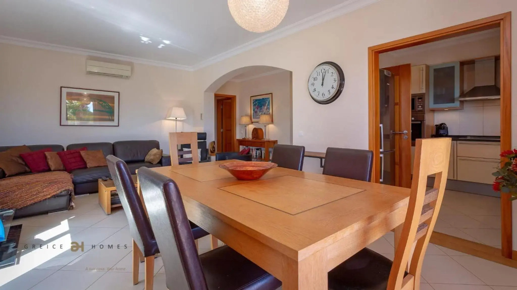 Greice Homes-Luxury 2 bed en-suite south facing & Golf view