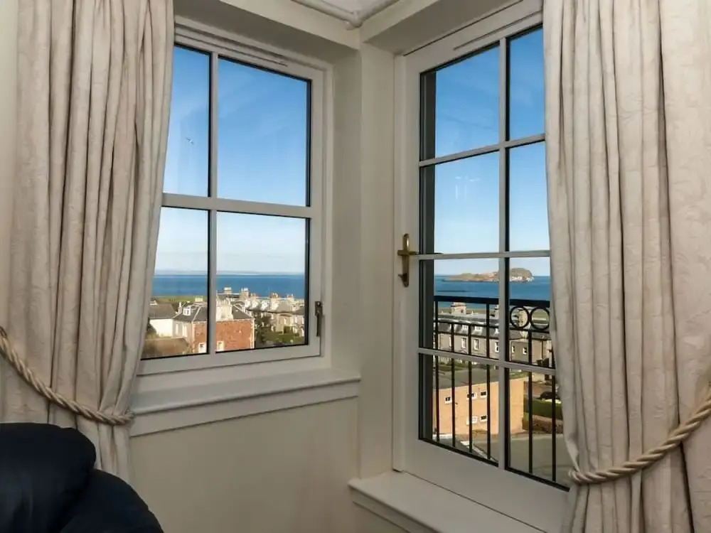 Royal Apartment