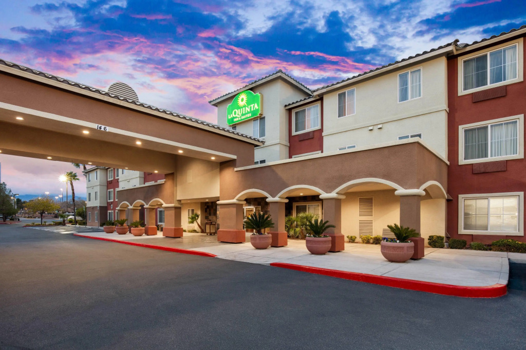 La Quinta by Wyndham Las Vegas RedRock/Summerlin
