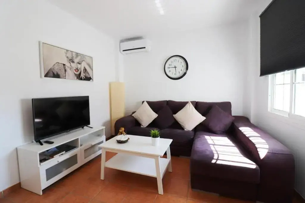 Apartment Sanjuan18 with Hot Tub SpainSunRentals 1155