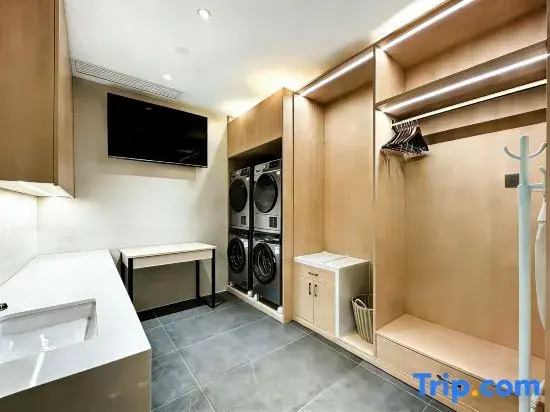 Yearn Stay Hotel