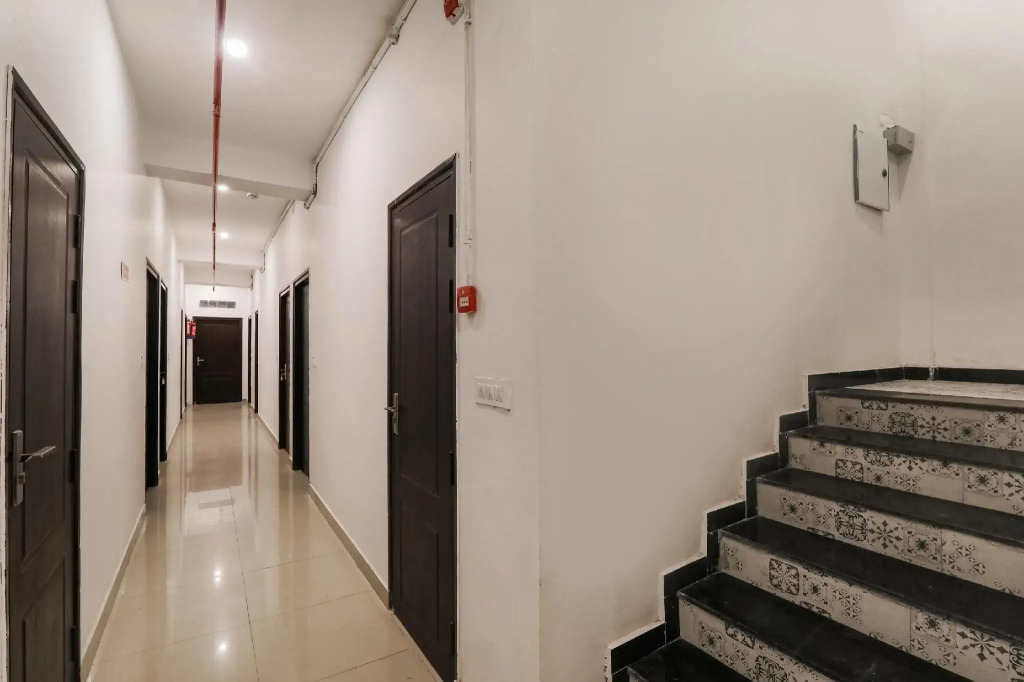 FabHotel Insight Inn