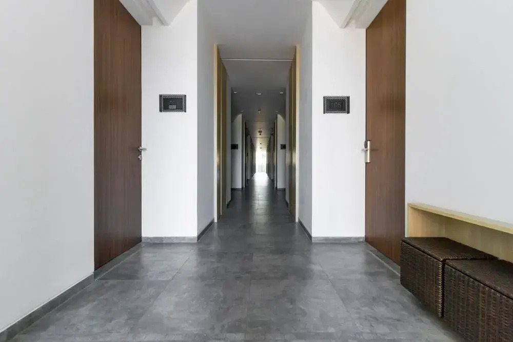 RedDoorz Plus near Perbanas