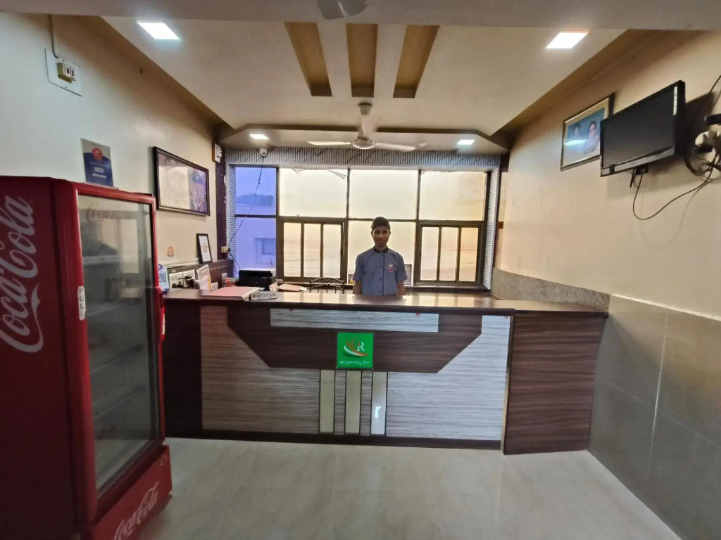 Hotel Girija Residency