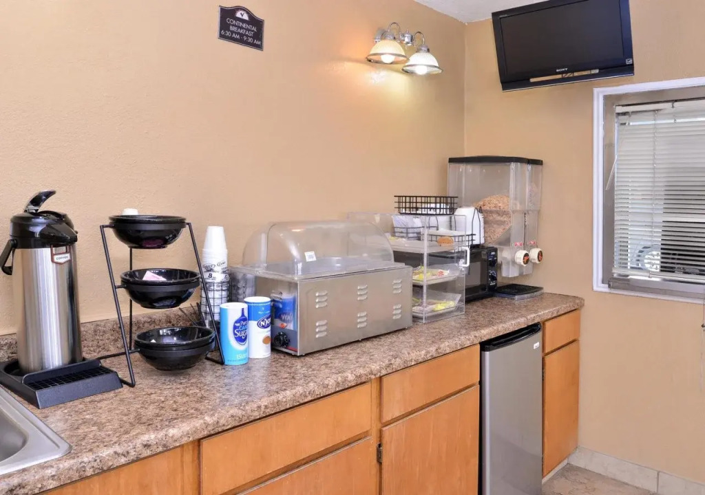 Americas Best Value Inn Schulenburg