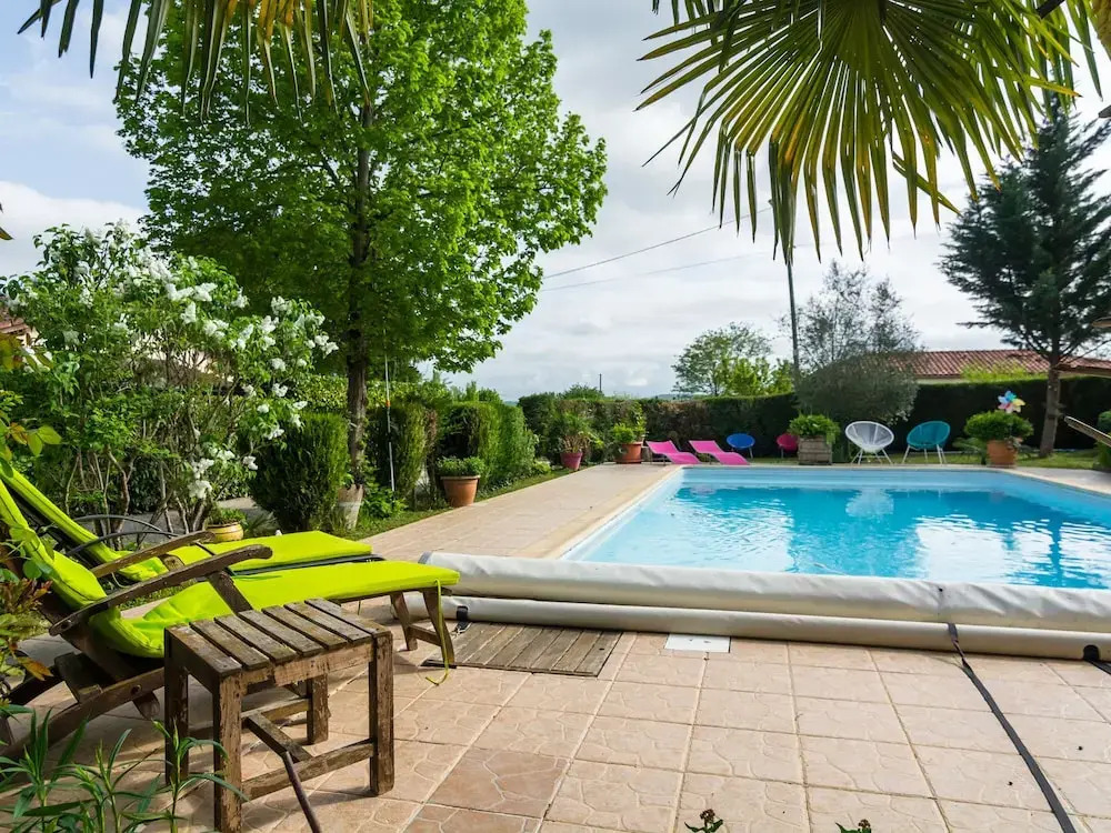 Beautiful Holiday Home in Espere with Swimming Pool