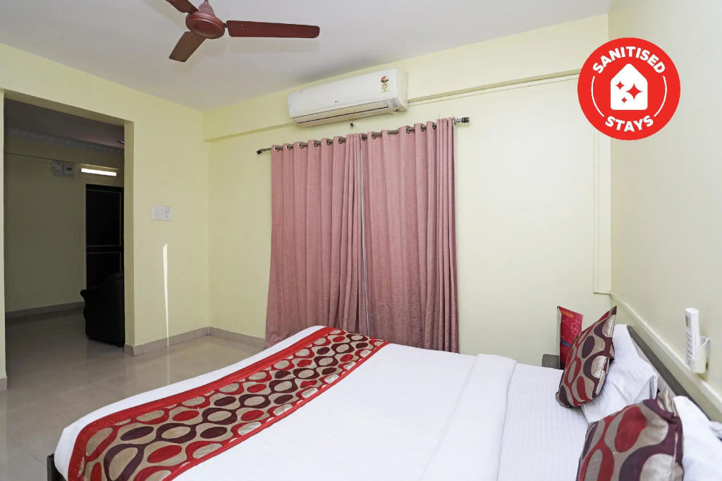 OYO 704 Apartment Kharadi