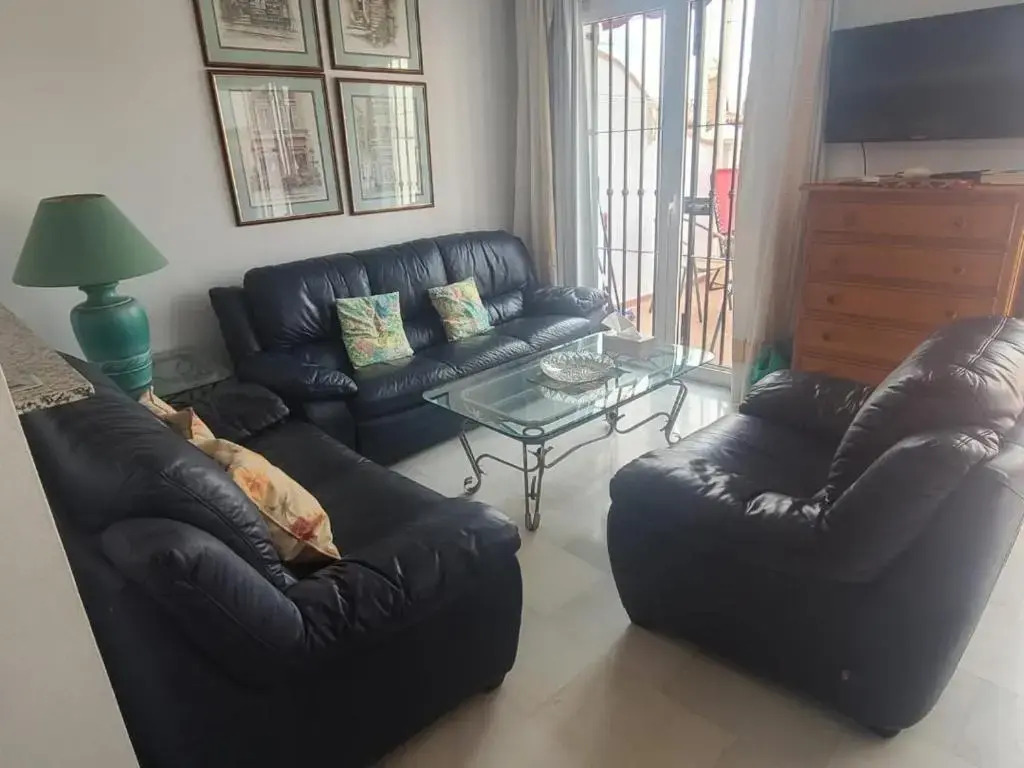 Spaciously Cosy Apartment 5b close to beach