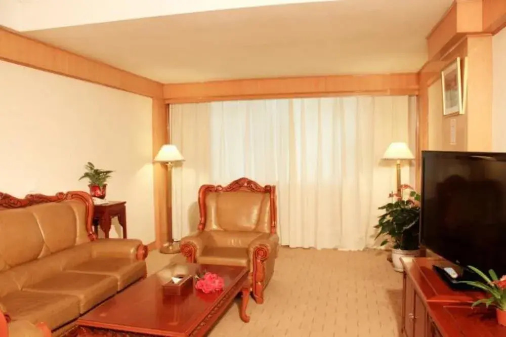 Fishermen's New Village Huidong Hotel