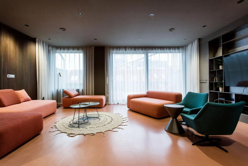 K52 luxury 4BDRM 4BTHRM apartment