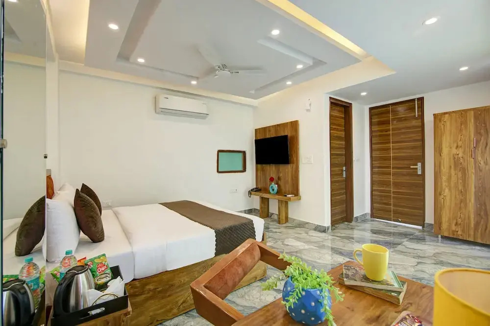 Hotel Emporio Grand