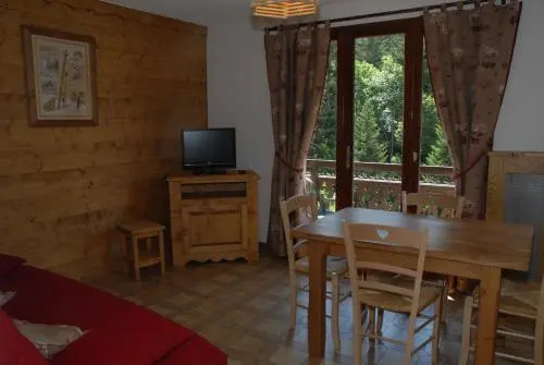 Auberge des églantiers