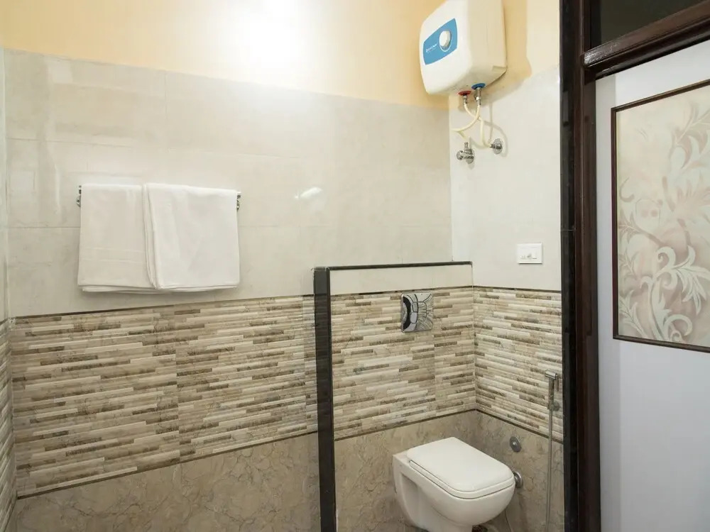 OYO Home 12830 Charming 3BHK