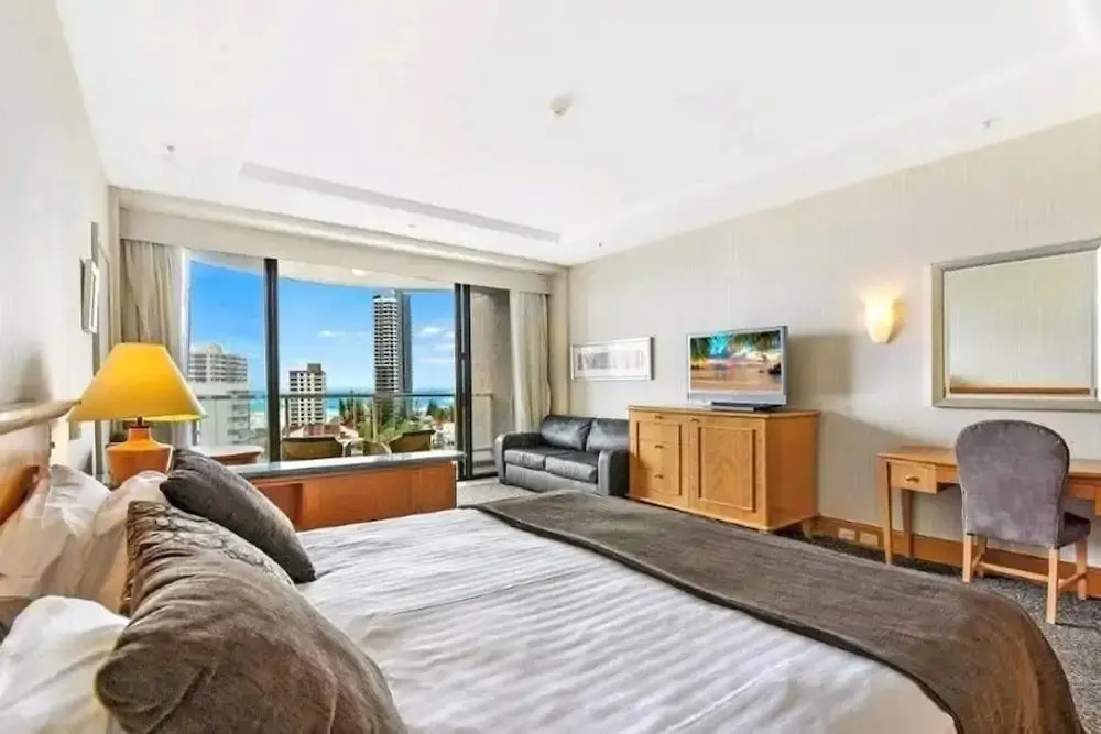Gold Tower Apartment