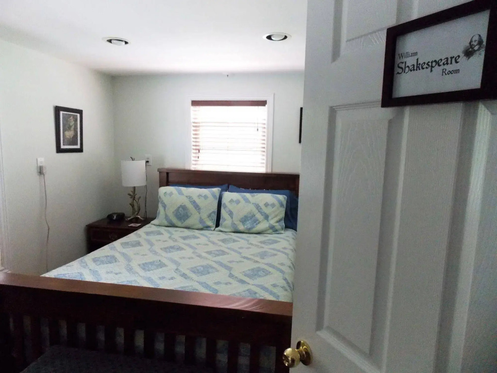 Finlay House Bed and Breakfast Niagara-on-the-Lake